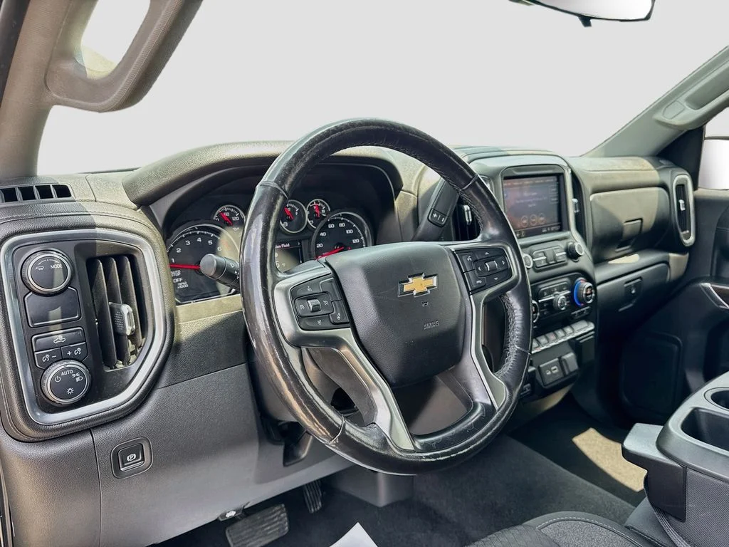 Used 2020 Black Chevrolet LT image 10