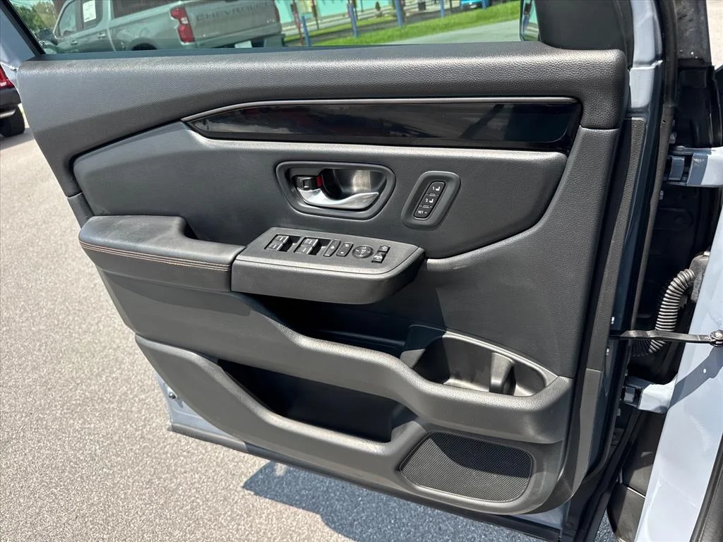 Used 2023 Blue Honda TrailSport image 20