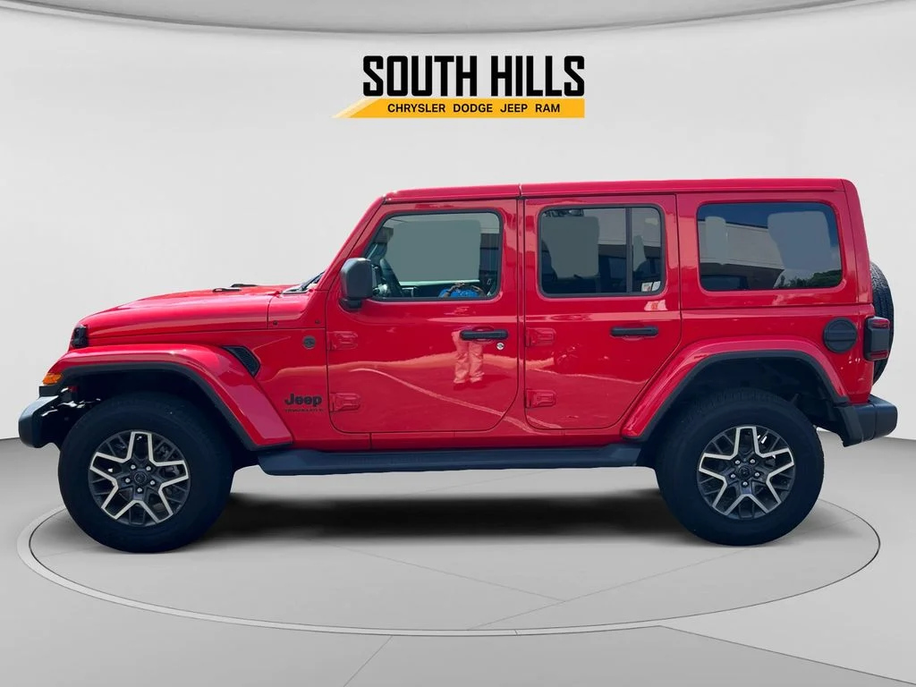 New 2025 Firecracker Red Clear-Coat Exterior Paint Jeep Sahara image 2