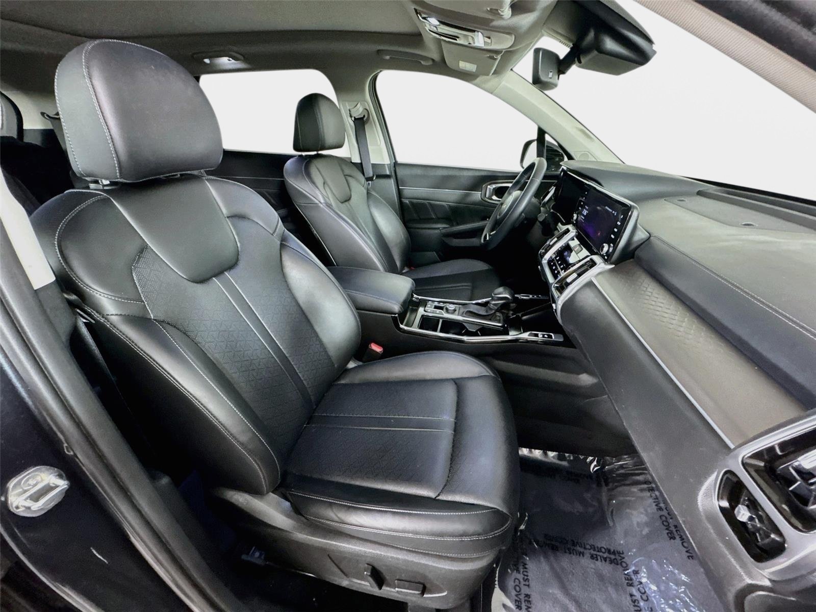 Used 2023 Gravity Grey Kia SX image 29