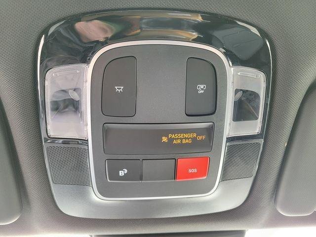 New 2026 White Hyundai SEL FWD image 18