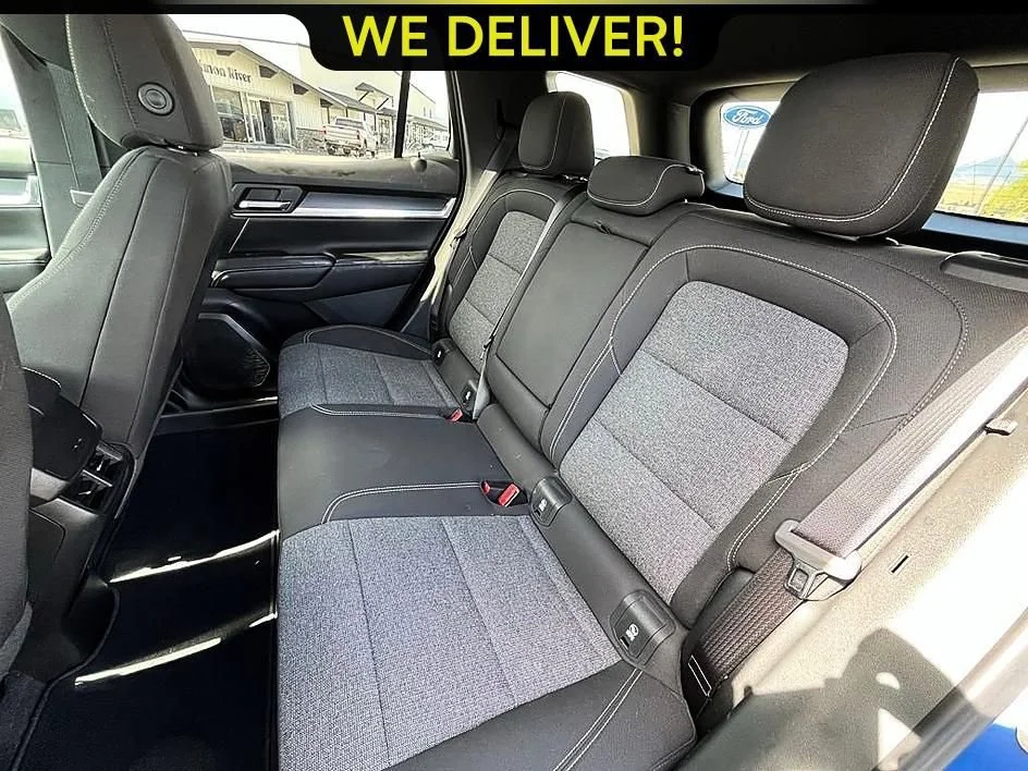Used 2026 Rapids Metallic GMC Elevation image 14