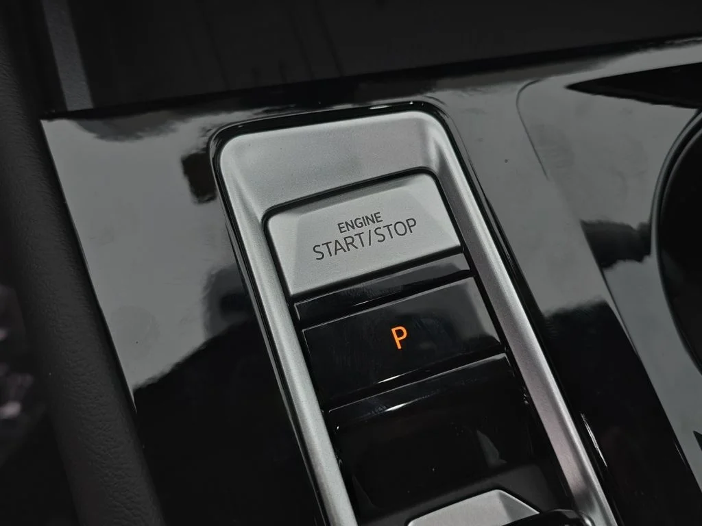 2026 Volkswagen Atlas SE w/Tech - Photo 25