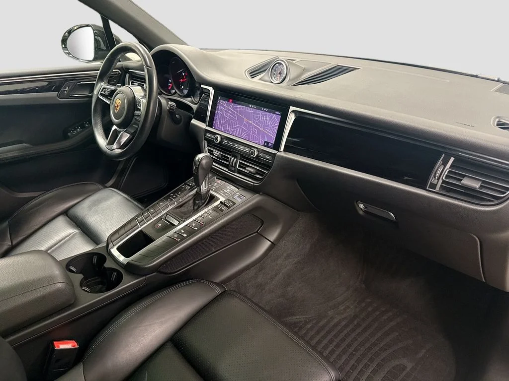Certified Used 2020 Black Porsche  image 30