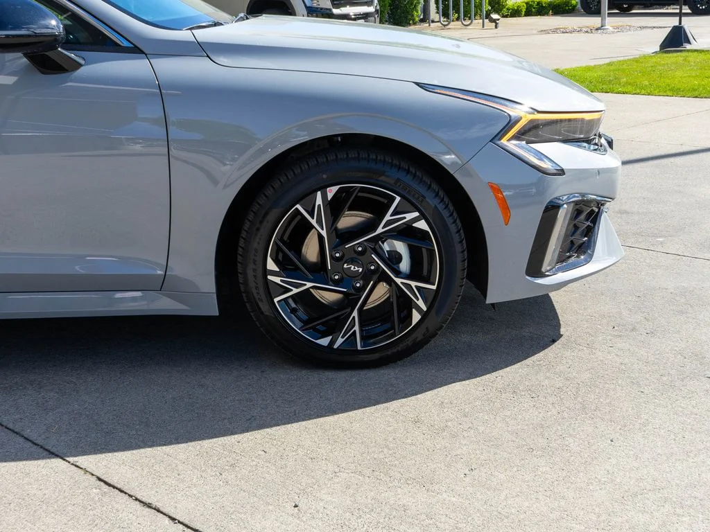 New 2026 Wolf Gray Kia GT-Line AWD image 32