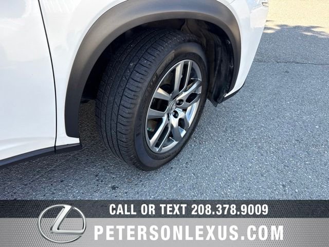 Used 2015 White Lexus Premium image 11