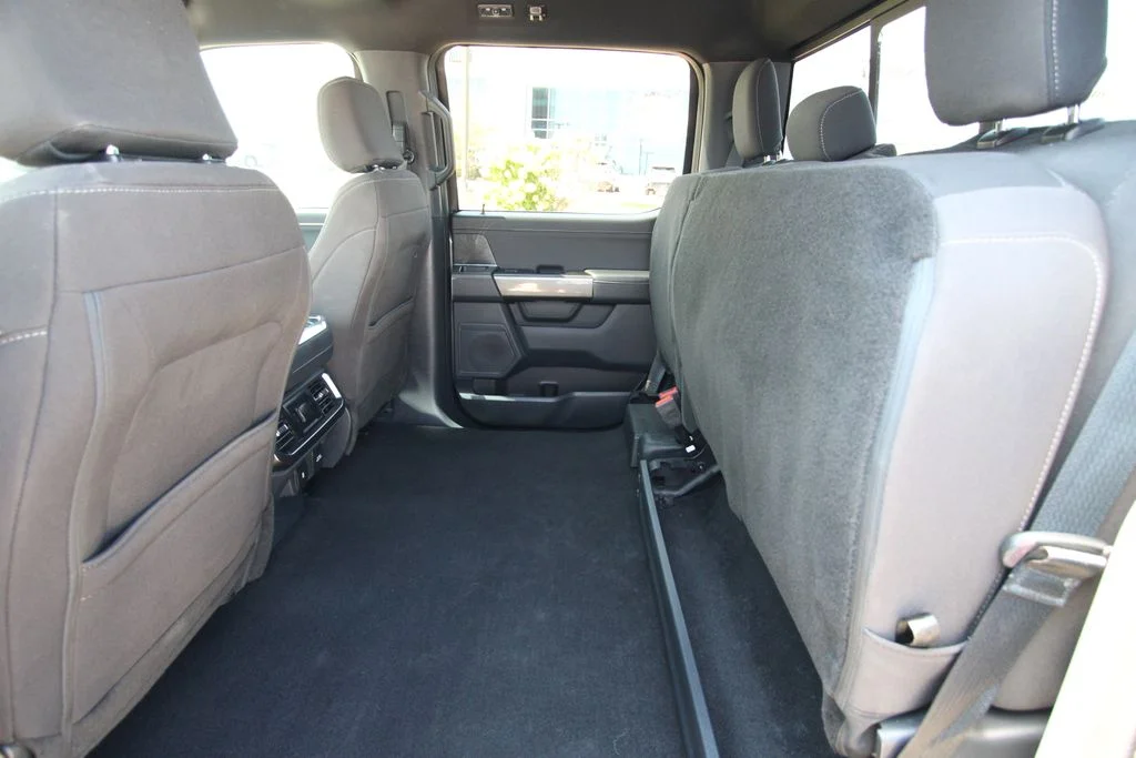 Used 2023  Ford XLT image 7
