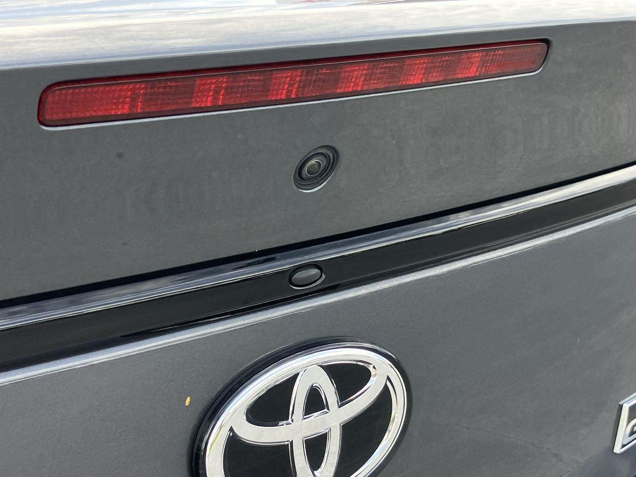 Used 2022 Gray (Pavement) Toyota Base image 10
