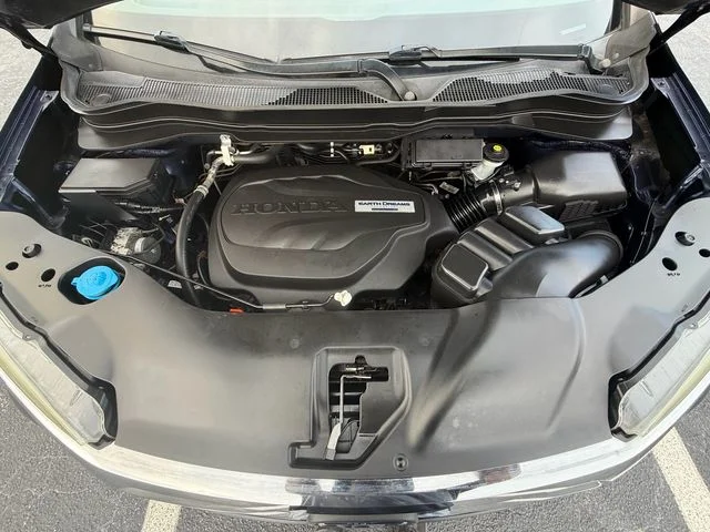 Used 2018 Blue Honda RTL image 19