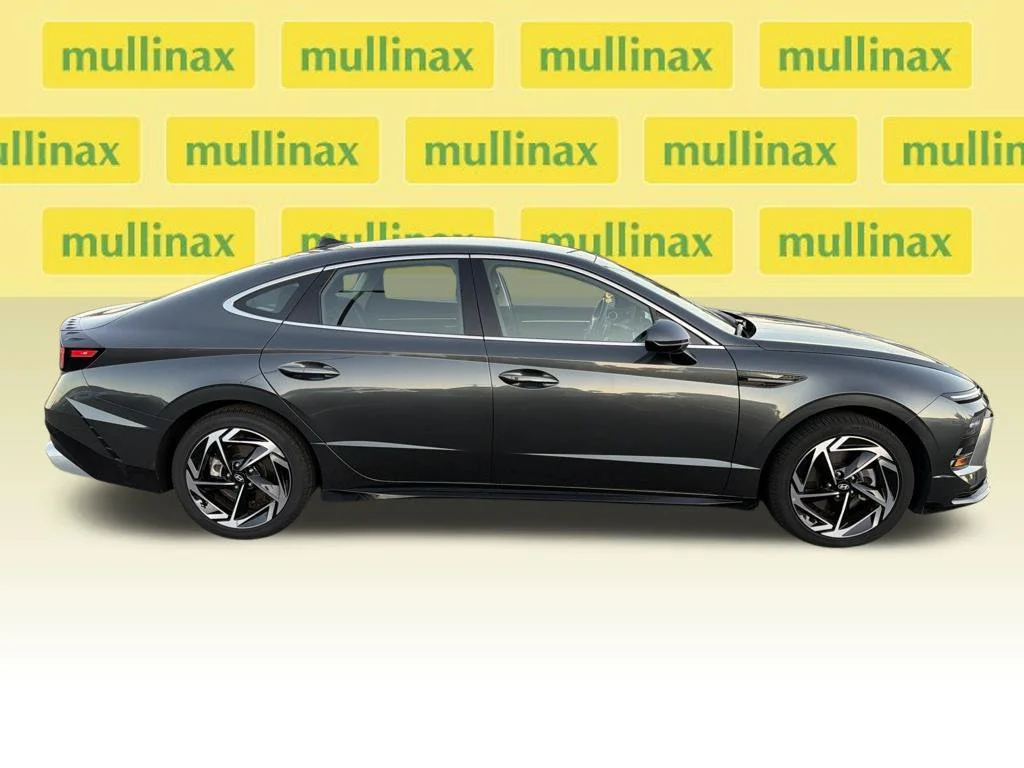 Used 2026 Gray Hyundai SEL Sport image 12