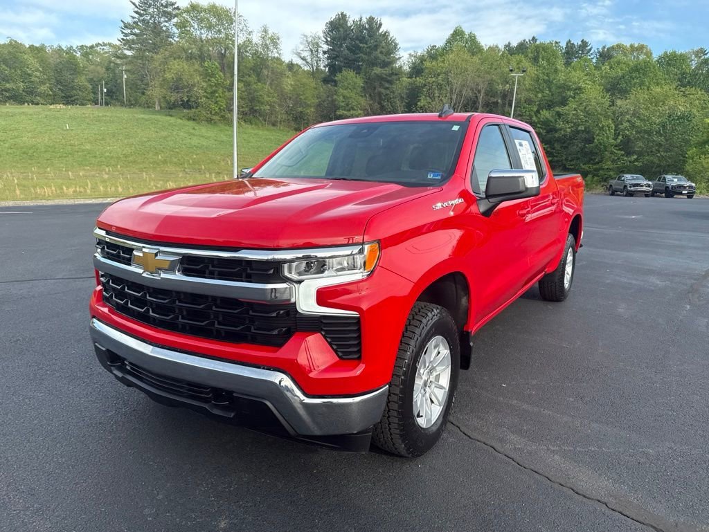 Used 2025 Red Hot Chevrolet LT image 4