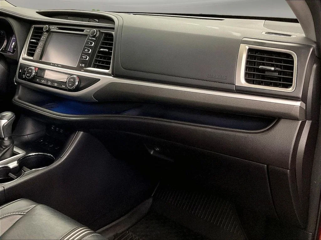 Certified Used 2018 Red Toyota SE image 21