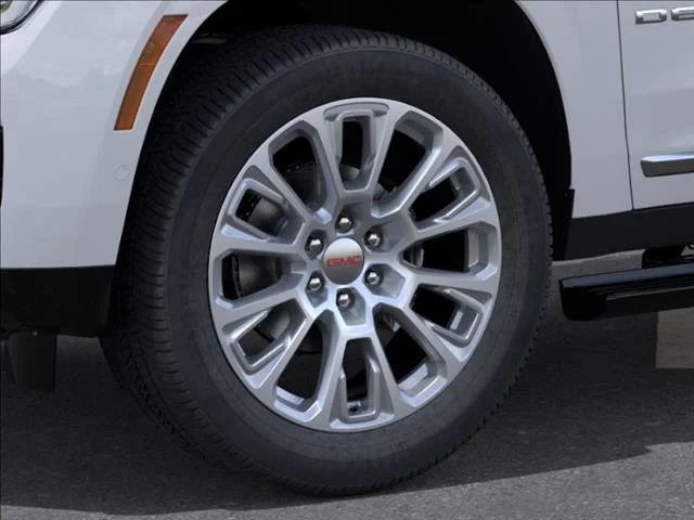 New 2026 Glacier White Tricoat GMC Denali image 33