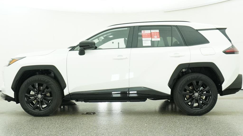 New 2026 Ice Cap Toyota SE image 2