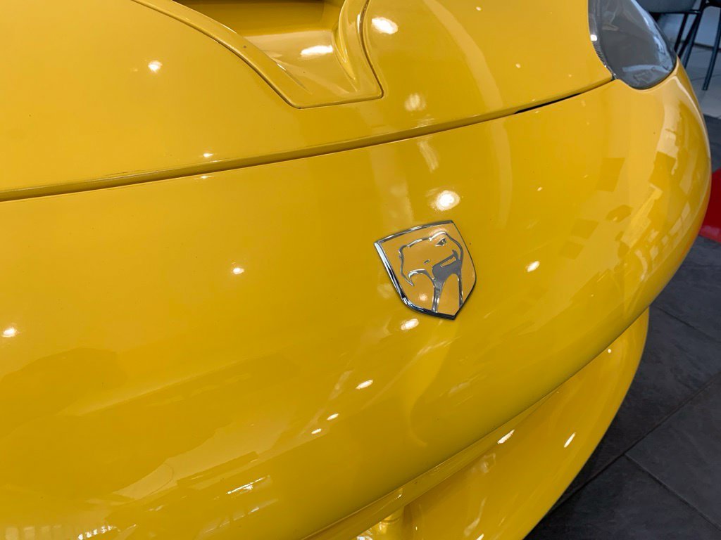 Used 2001 Viper Race Yellow Clearcoat Dodge RT/10 image 6