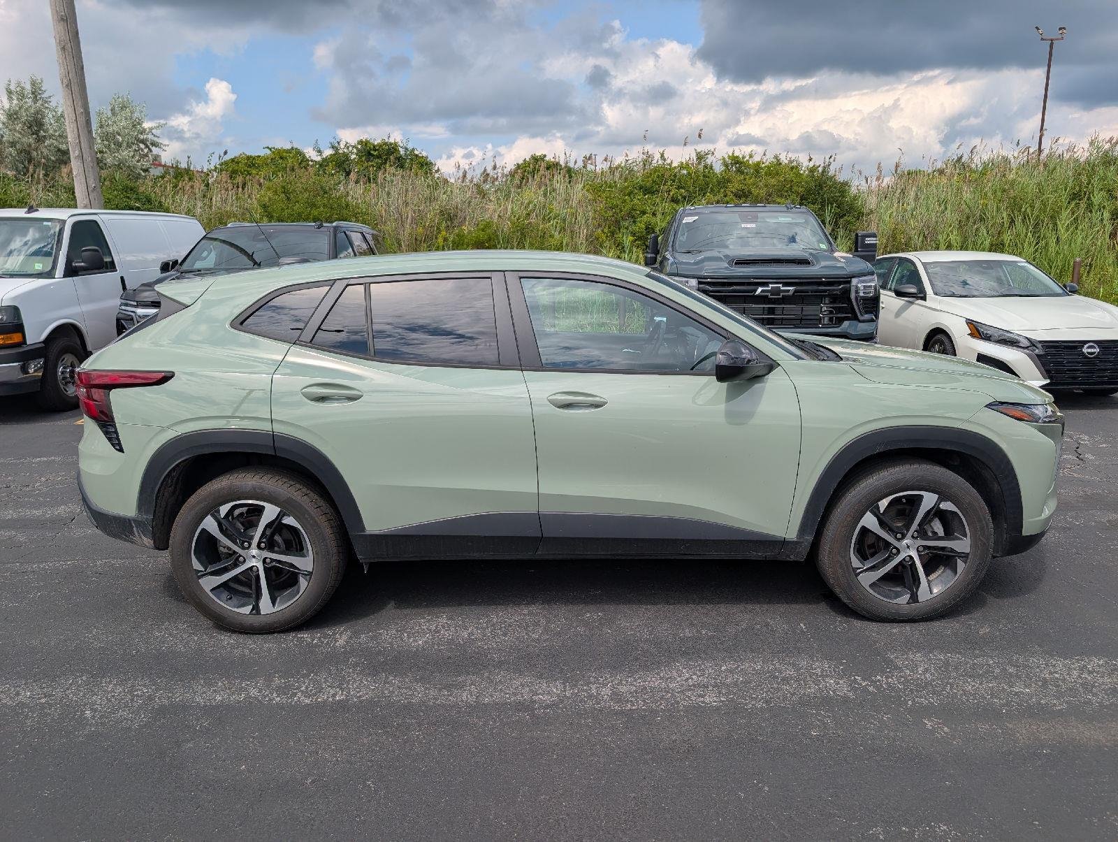 Used 2024 Cacti Green Chevrolet 1RS image 9