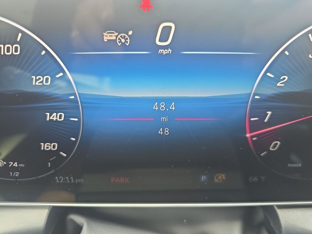 New 2026 Polar White Mercedes-Benz GLC 300 image 16