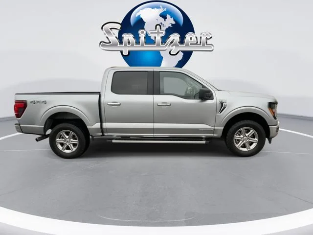Used 2024 Silver Metallic Ford XLT image 10
