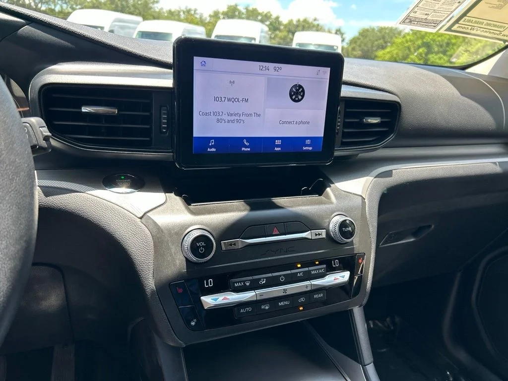 Used 2020 Silver Spruce Metallic Ford XLT image 30