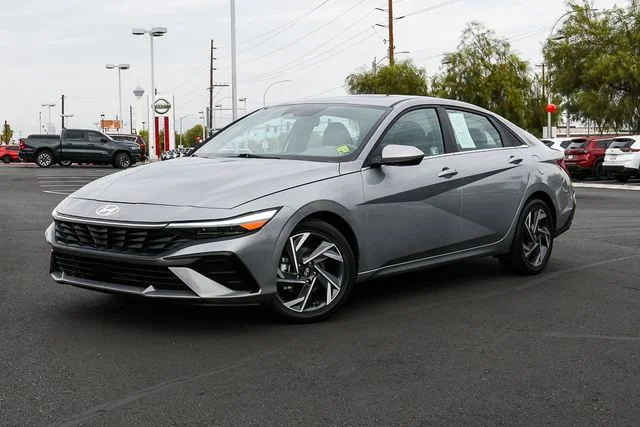 2025 Hyundai Elantra SEL Convenience