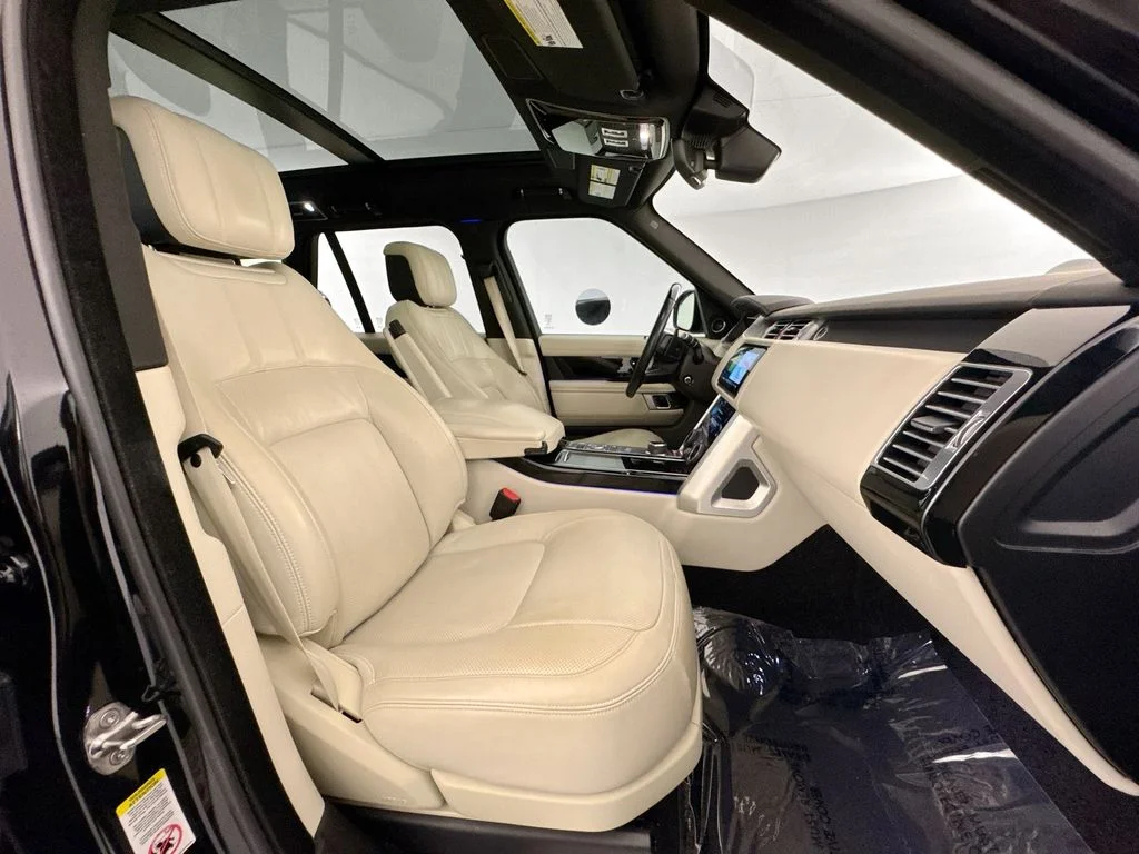 Used 2022 Black Land Rover Westminster image 27