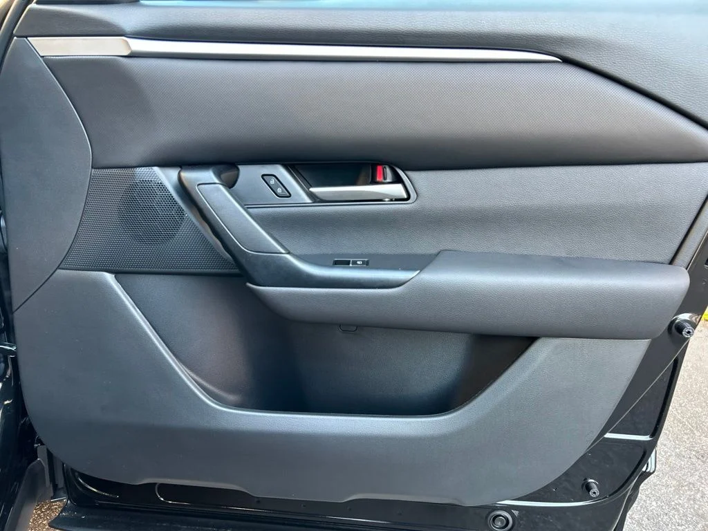 New 2026 Jet Black Mica Mazda 2.5 S Preferred image 31