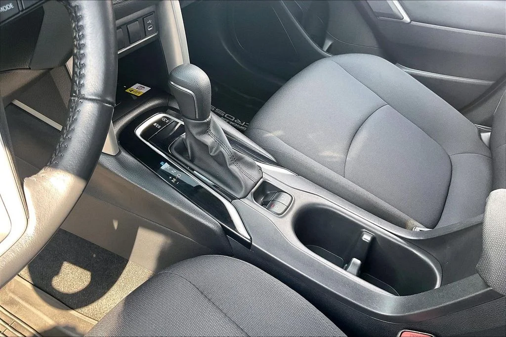 Used 2023  Toyota LE image 16