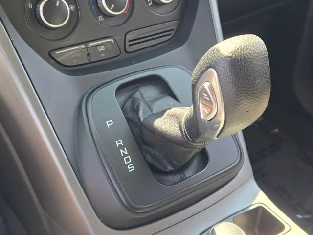 Used 2013 Silver Ford S image 25