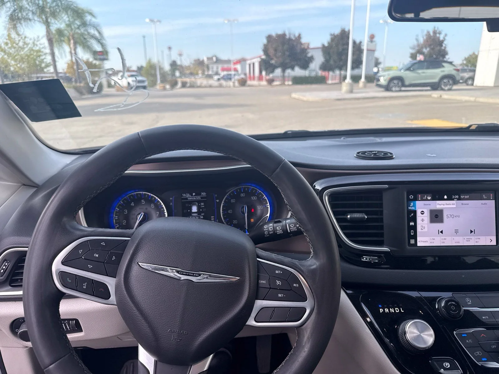Used 2022 Silver Chrysler LX image 15