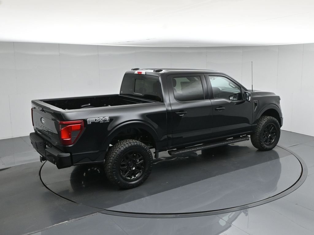 New 2026 Agate Black Metallic Ford XLT image 41