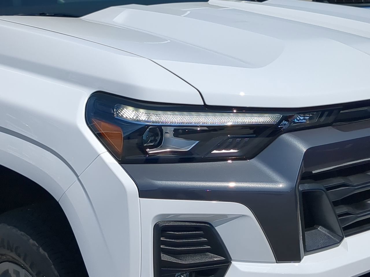 2026 Chevrolet Colorado LT - Photo 9
