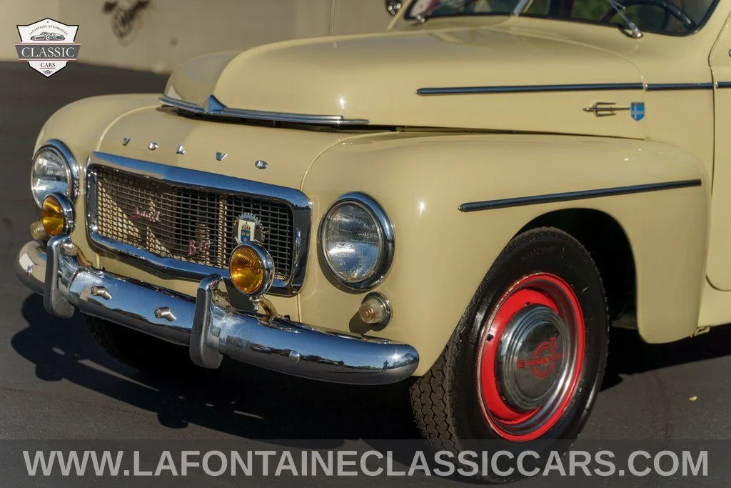 Used 1958 White Volvo  image 11