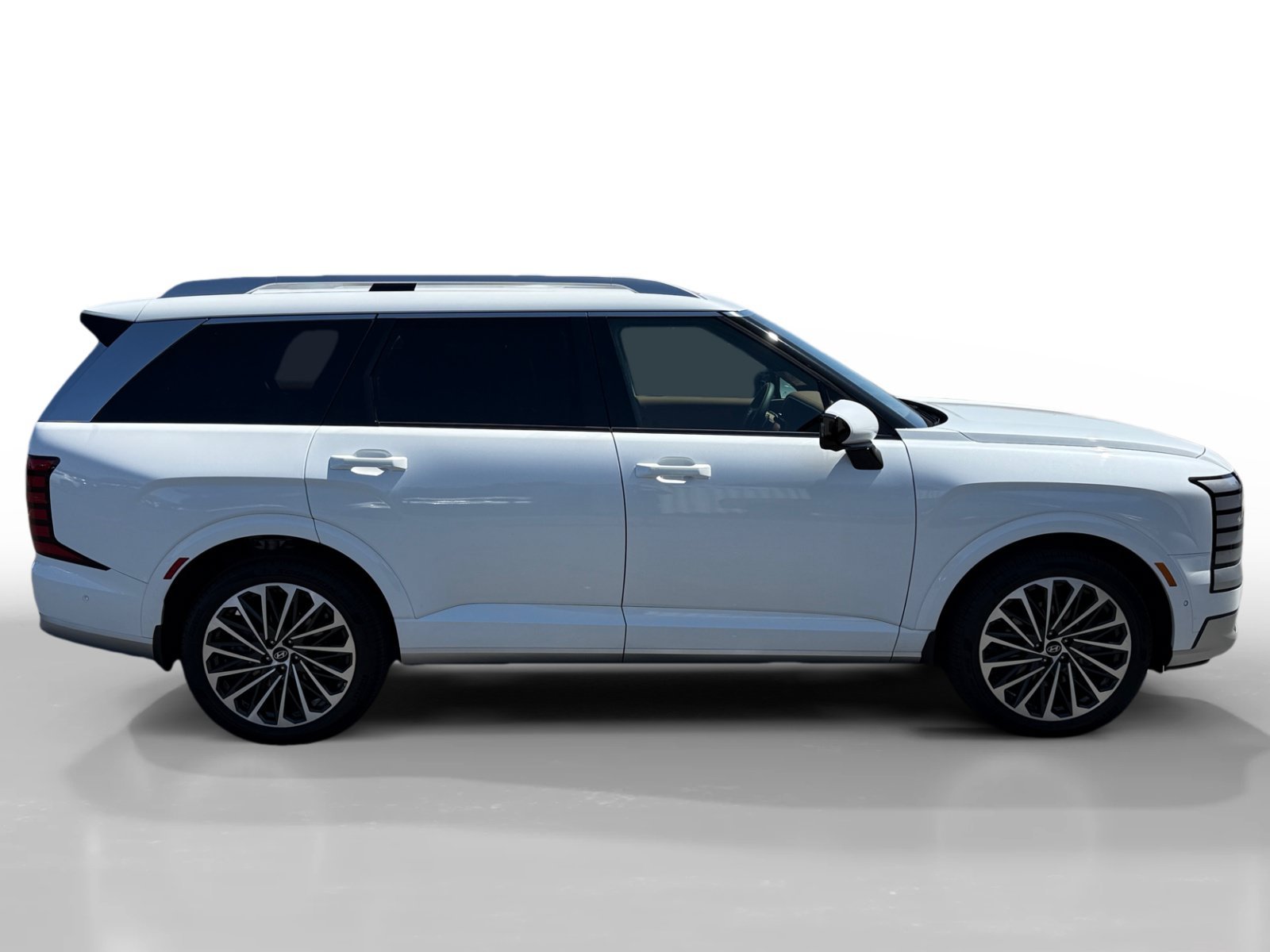 New 2026 Creamy White Pearl Hyundai Calligraphy image 6