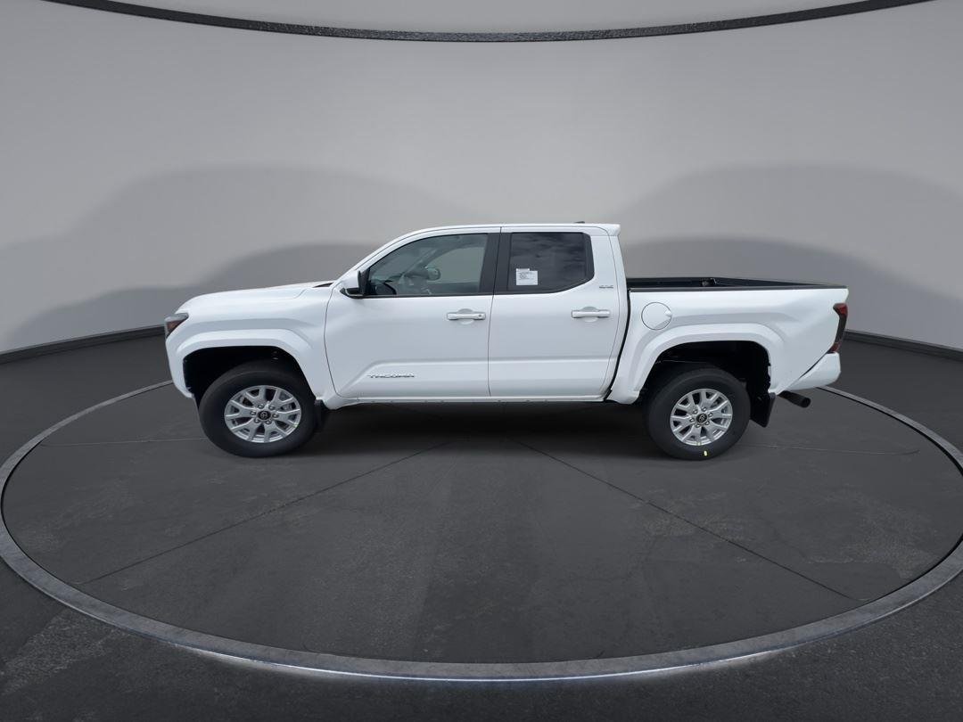 New 2026 Ice Cap Toyota SR5 image 5