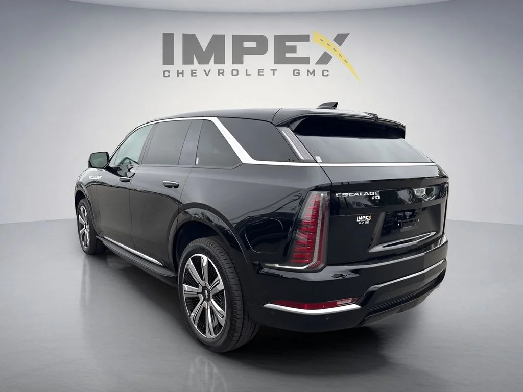 Used 2025 Black Cadillac Luxury 2 image 3