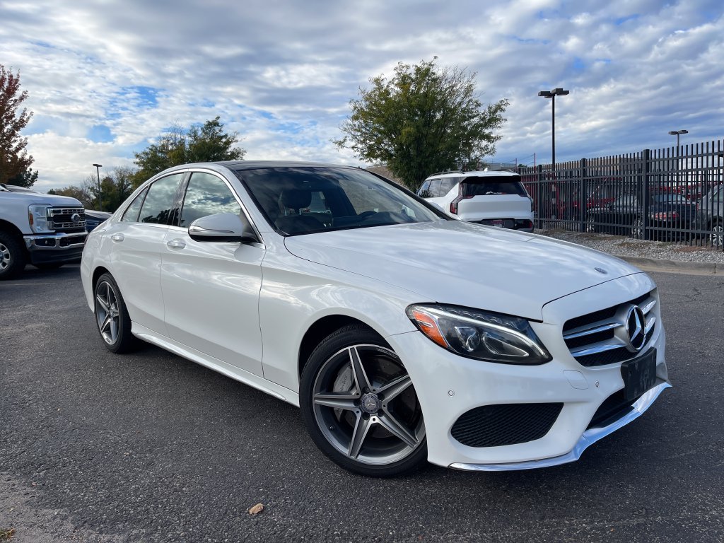 Used 2015 White Mercedes-Benz C 400 image 1