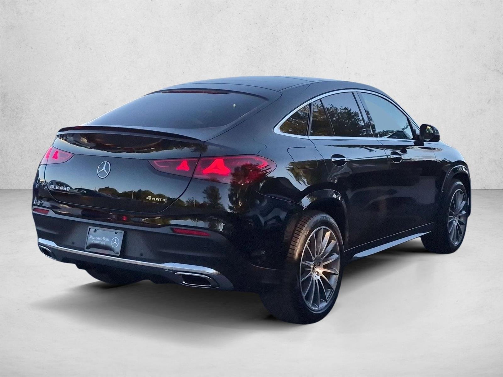 New 2027 Obsidian Black Metallic Mercedes-Benz GLE450 image 2