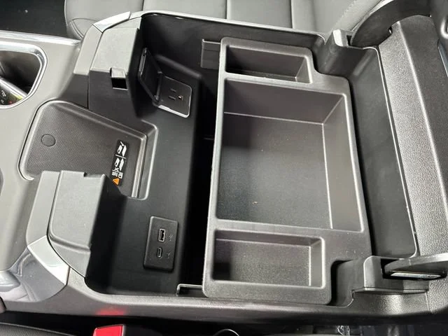 New 2026 Onyx Black GMC SLT image 27