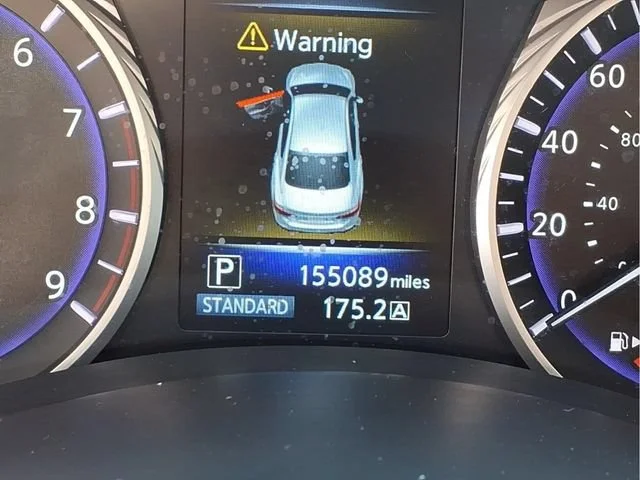 Used 2016  INFINITI 3.0t Premium image 13