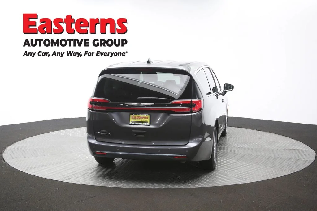 Used 2023 Gray Chrysler Touring L image 40