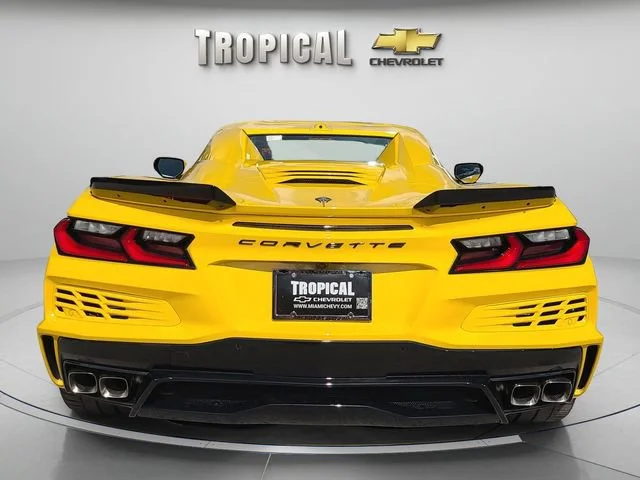 New 2025 Competition Yellow Tintcoat Metallic Chevrolet 3LZ image 4