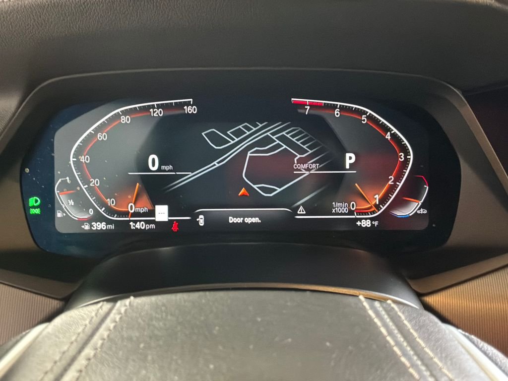 Used 2022 Black BMW xDrive40i image 24