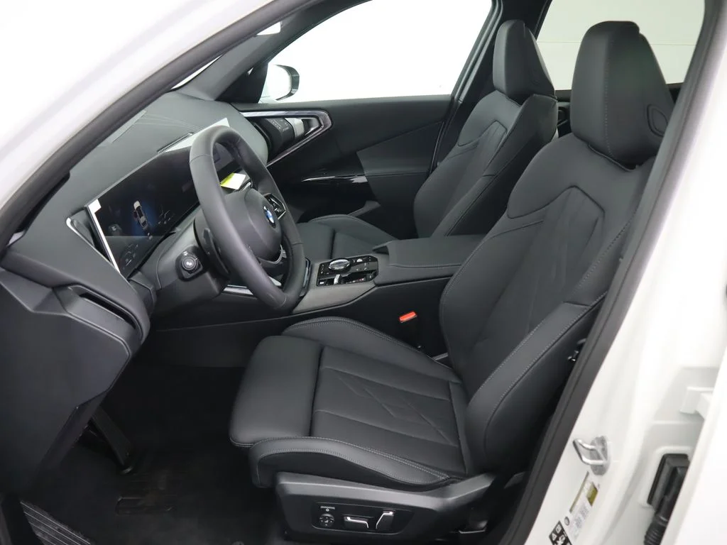 Used 2026 White BMW 30 xDrive image 21