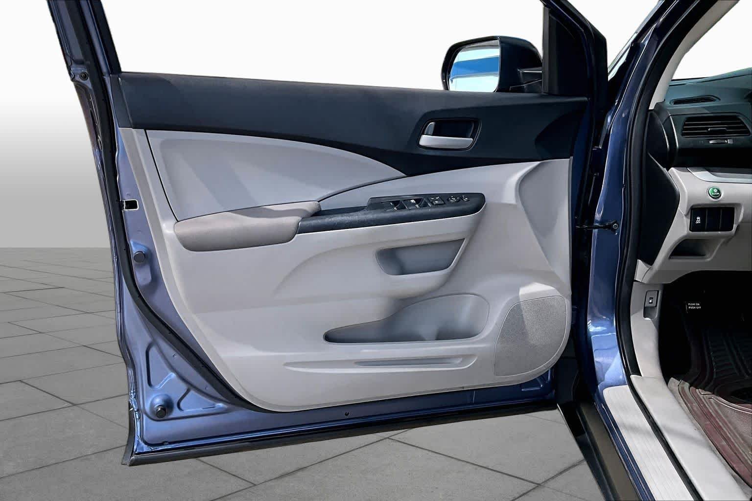 Used 2013 Twilight Blue Metallic Honda LX image 22