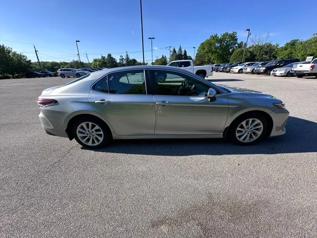 Used 2022 Silver Toyota LE image 2