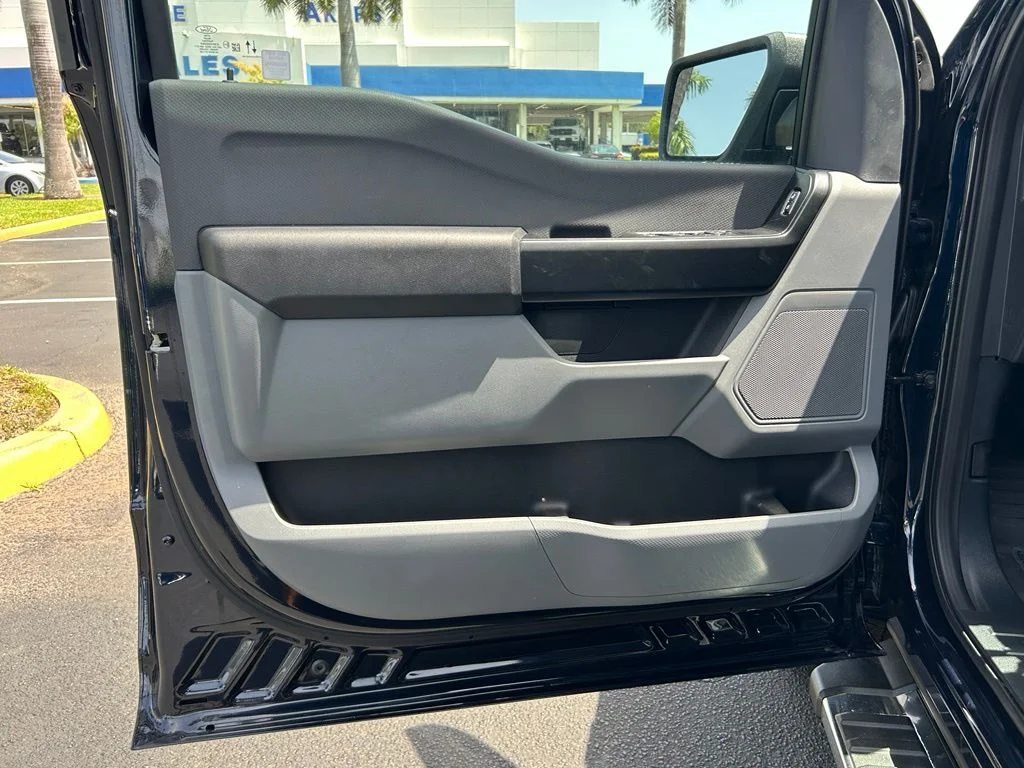 New 2025 Blue Ford XL image 31