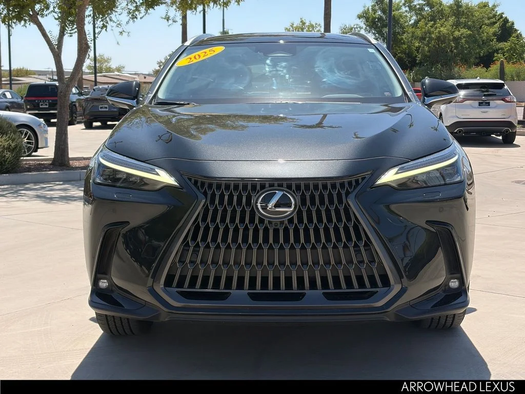 Used 2025 Black Lexus 350h Luxury image 4