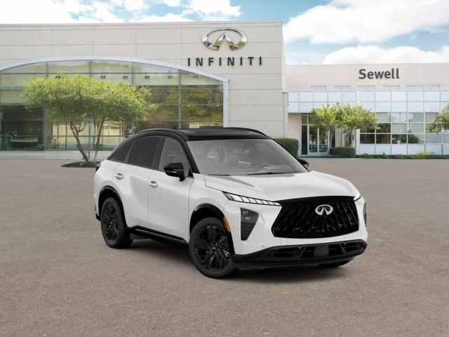New 2027 2T RAD WHT INFINITI Sport AWD image 4