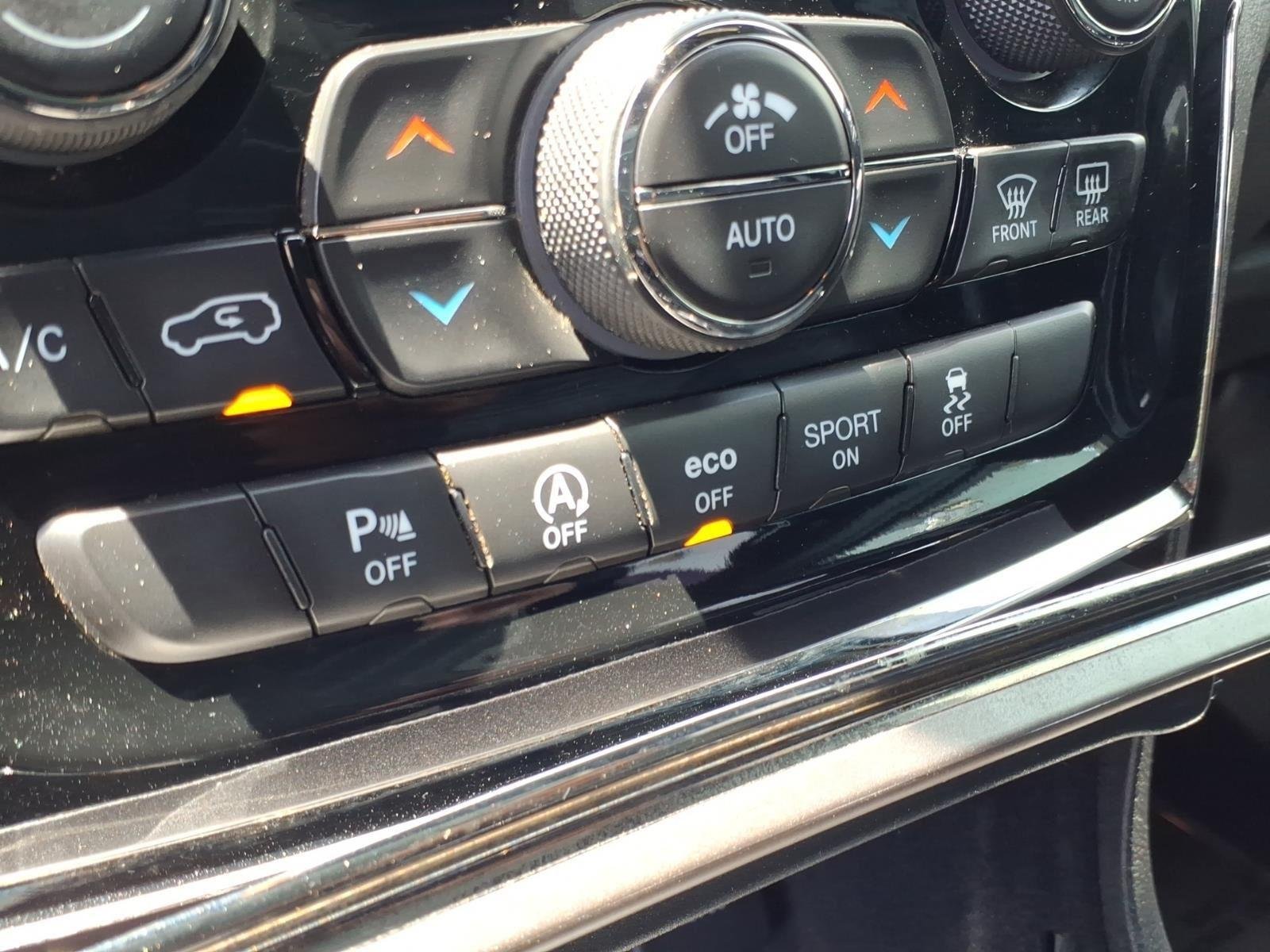 Used 2020 Bright White Clearcoat Jeep Limited X image 10
