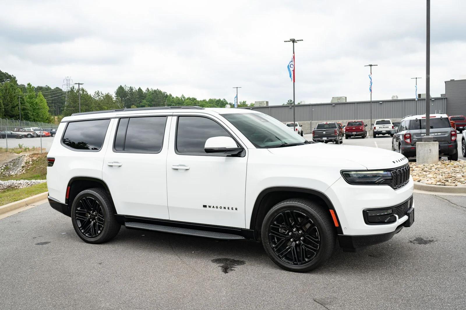 Used 2022 White Jeep Series I image 12